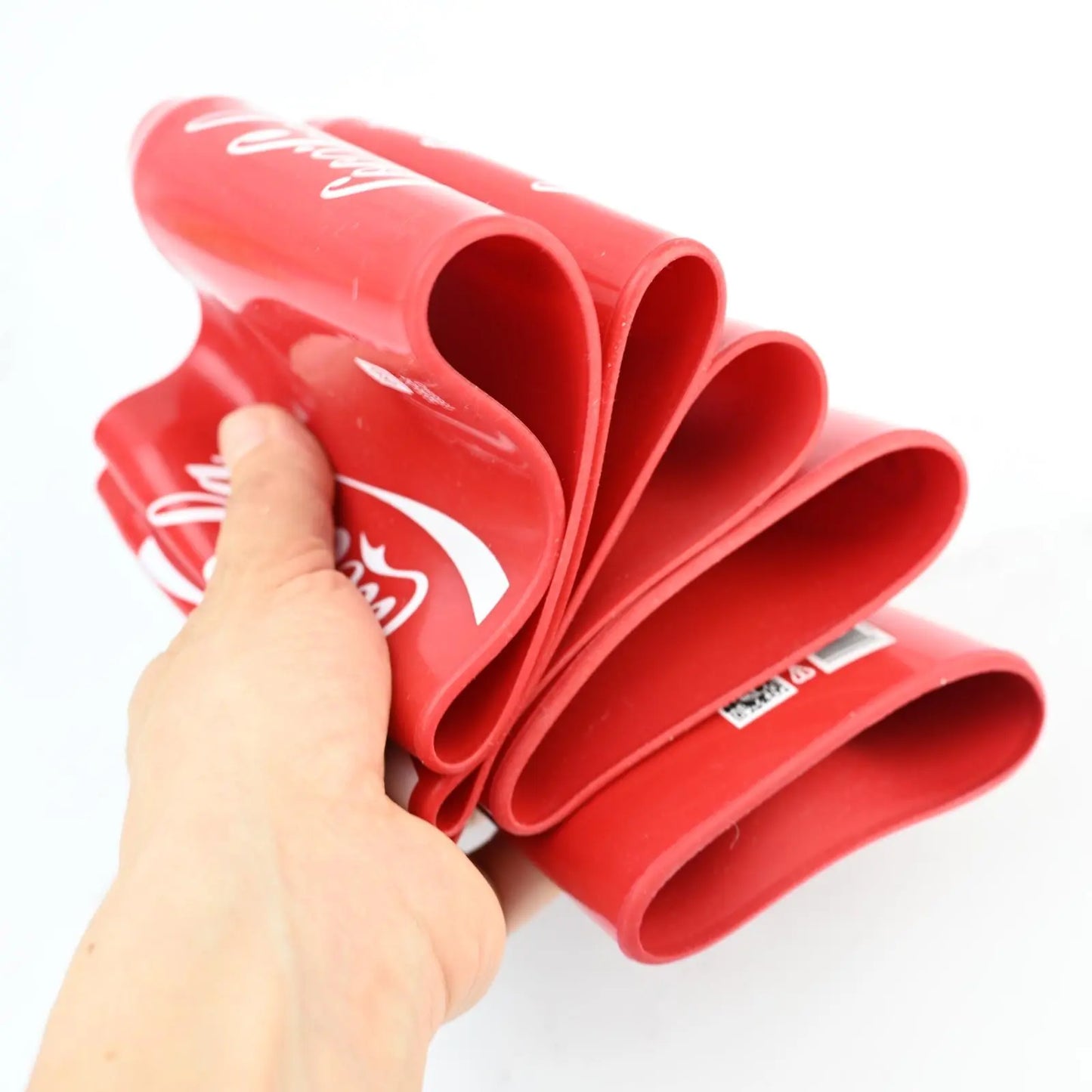 🥤 Silicone Can Sleeve Disguise Cover, Hide Drinks as Coke Can, Food-Grade Silicone Drink Accessory
